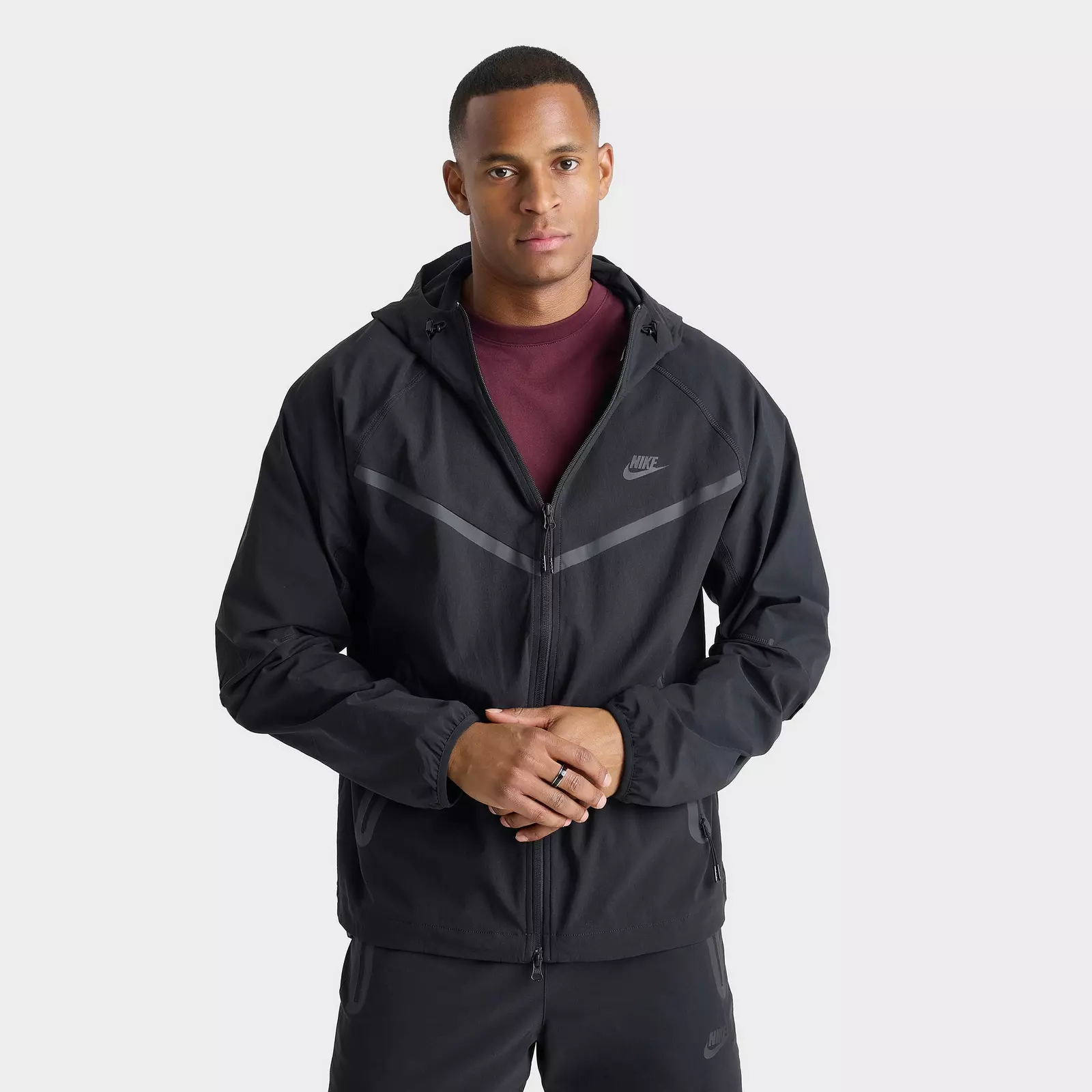 

Куртка Men's Nike Tech Windrunner Woven Full-Zip, черный