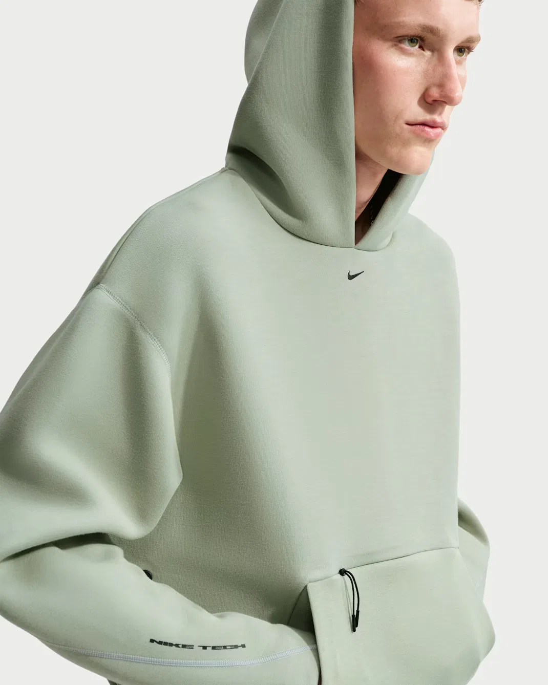 Мужская флисовая толстовка с капюшоном Nike Tech, Jade Horizon/Black — фото 3