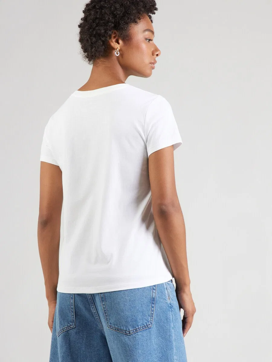 Футболка LEVI'S The Perfect белого цвета — фото 4