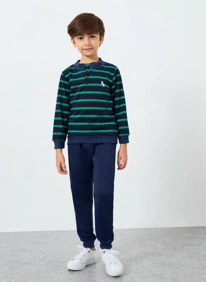 Комплект для мальчиков с полосками, модель Boys striped top and joggers set, Styli, синий — фото 2
