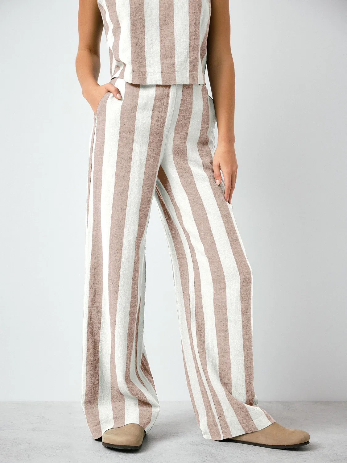 Брюки прямого кроя из льняной смеси Brown/Ecru Stripe Next, коричневые/экрю — фото 2