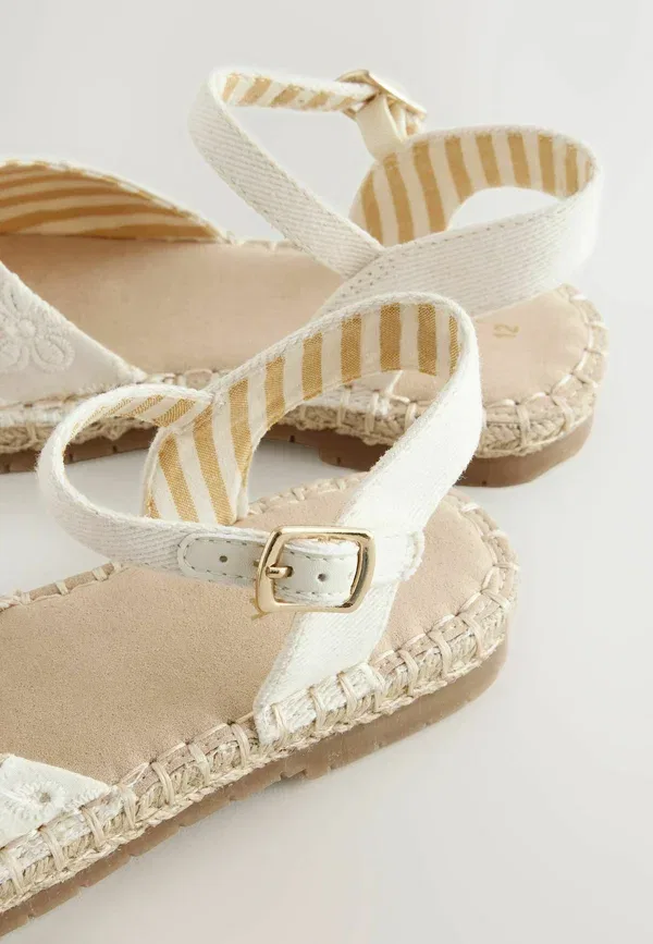 Сандалии с пряжкой Regular fit - espadrille - sandals Next, White Broderie, белый — фото 4