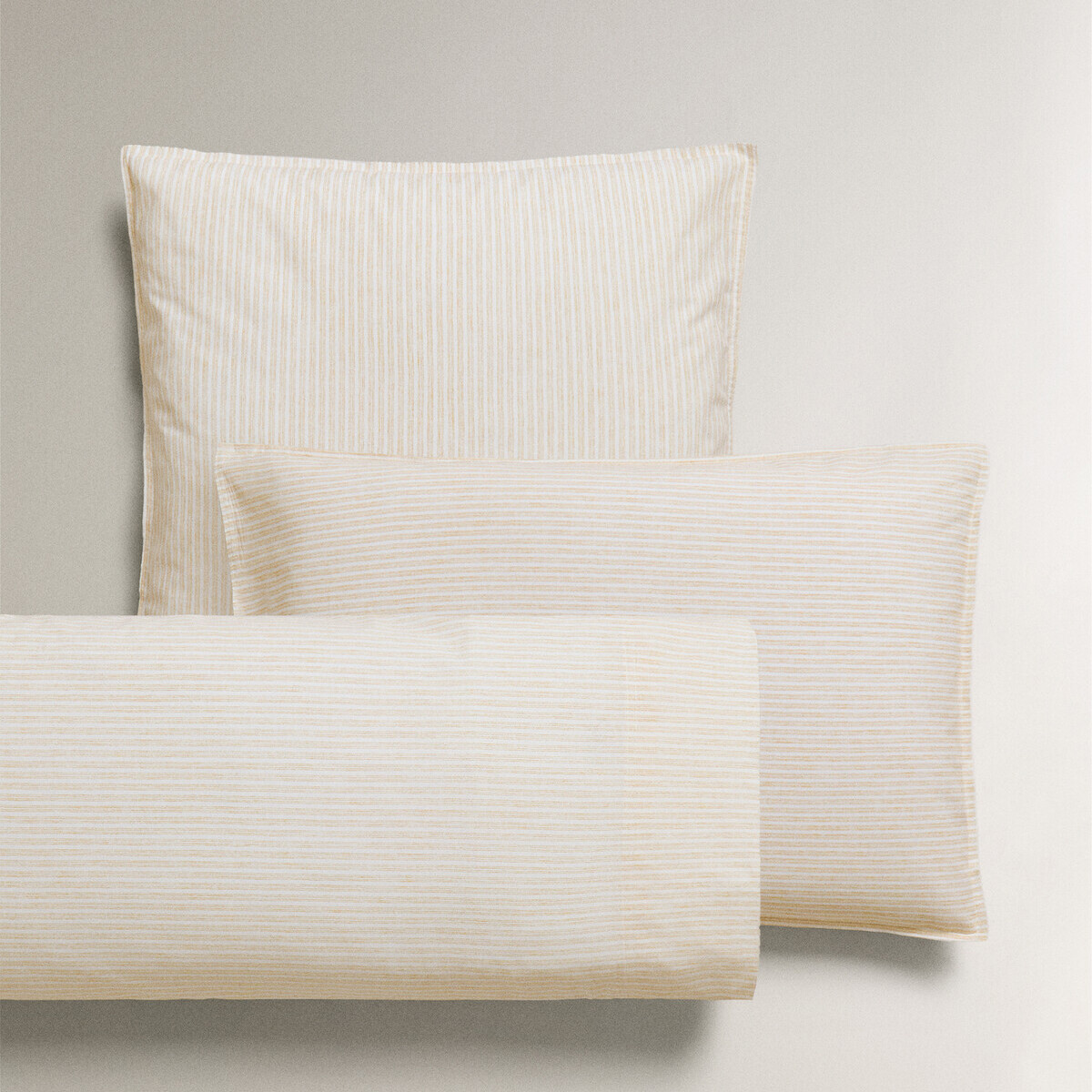 

Наволочка Zara Home Striped, желтый