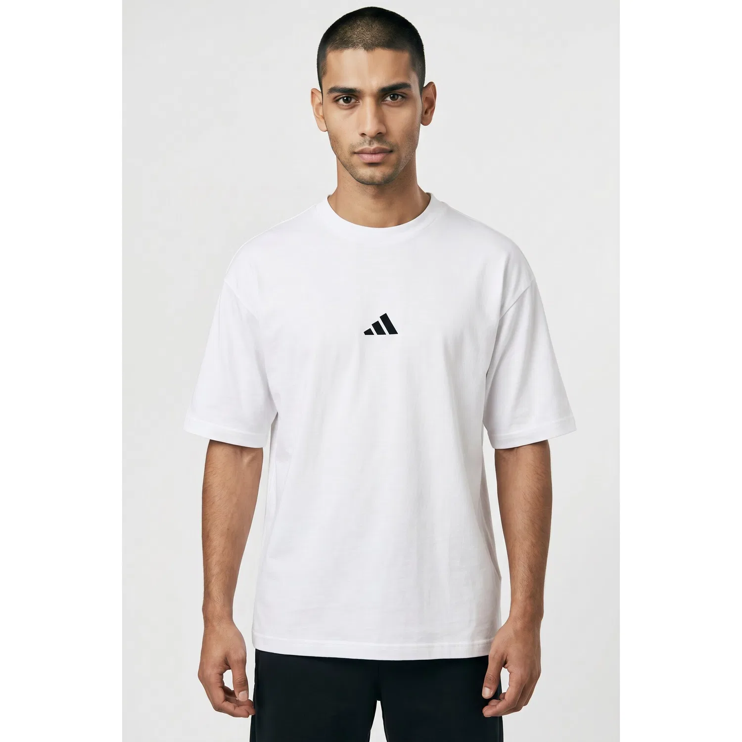 Детская свободная футболка с маленьким логотипом 3-полосок Adidas Sportswear, White
