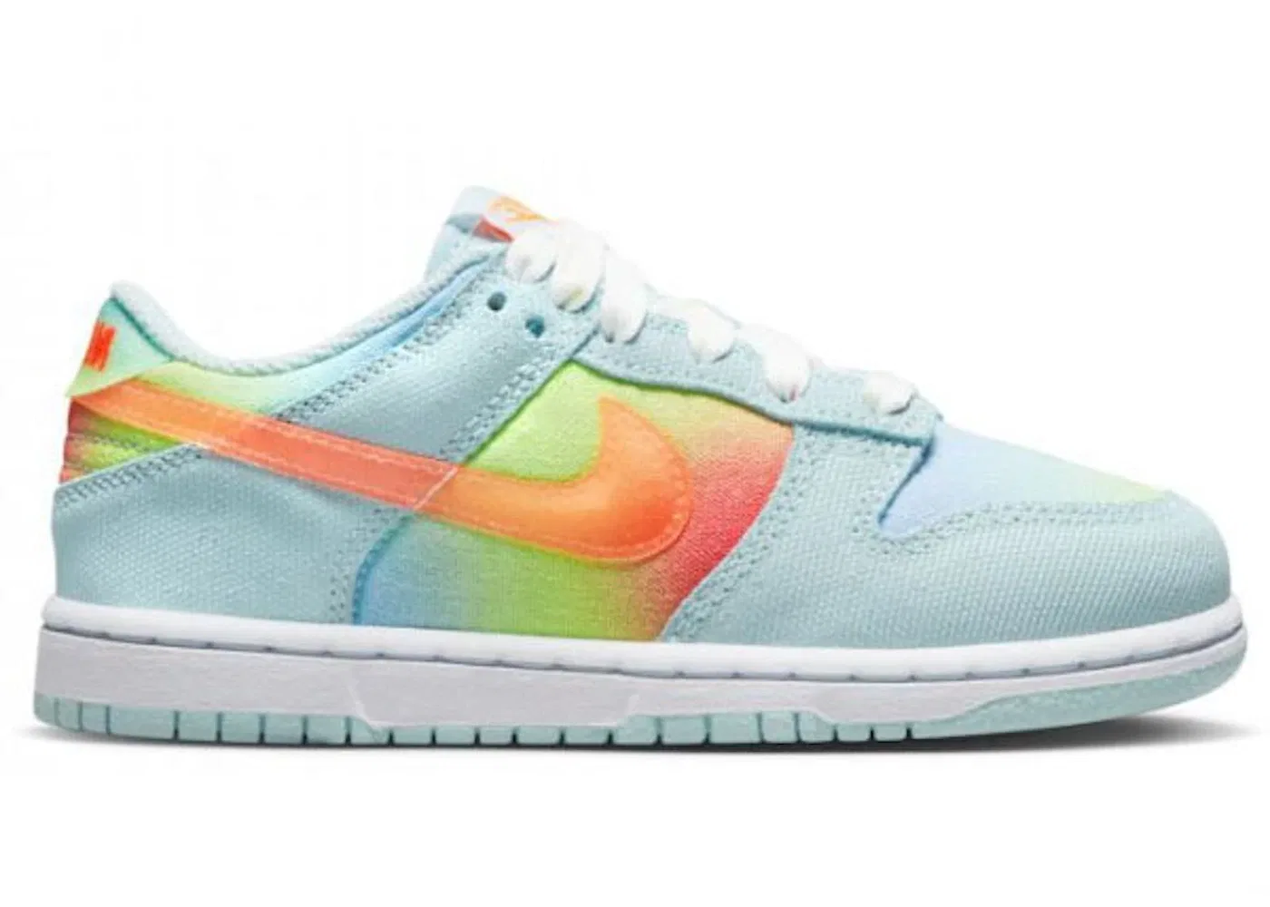Детские кроссовки Lifestyle Nike Dunk Low Nike, Glacier Blue/Light Lemon Twist/Aquarius Blue/Total