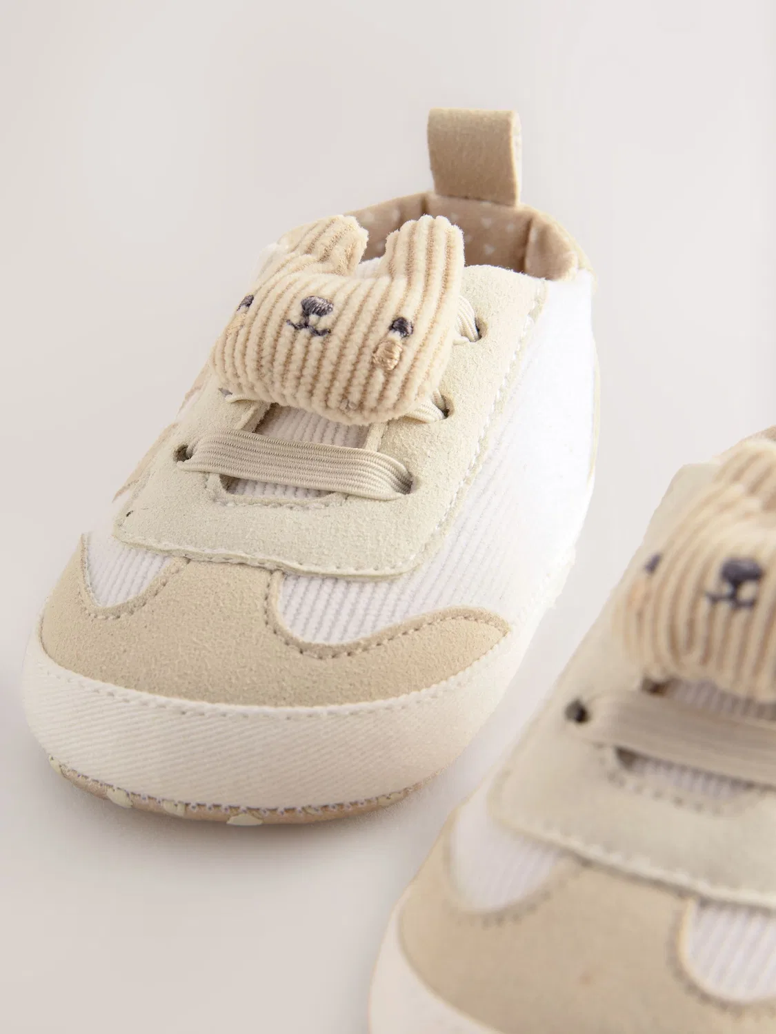 Кроссовки для малышей с кроликом, Neutral Bunny Baby Trainers Next, нейтральный — фото 4