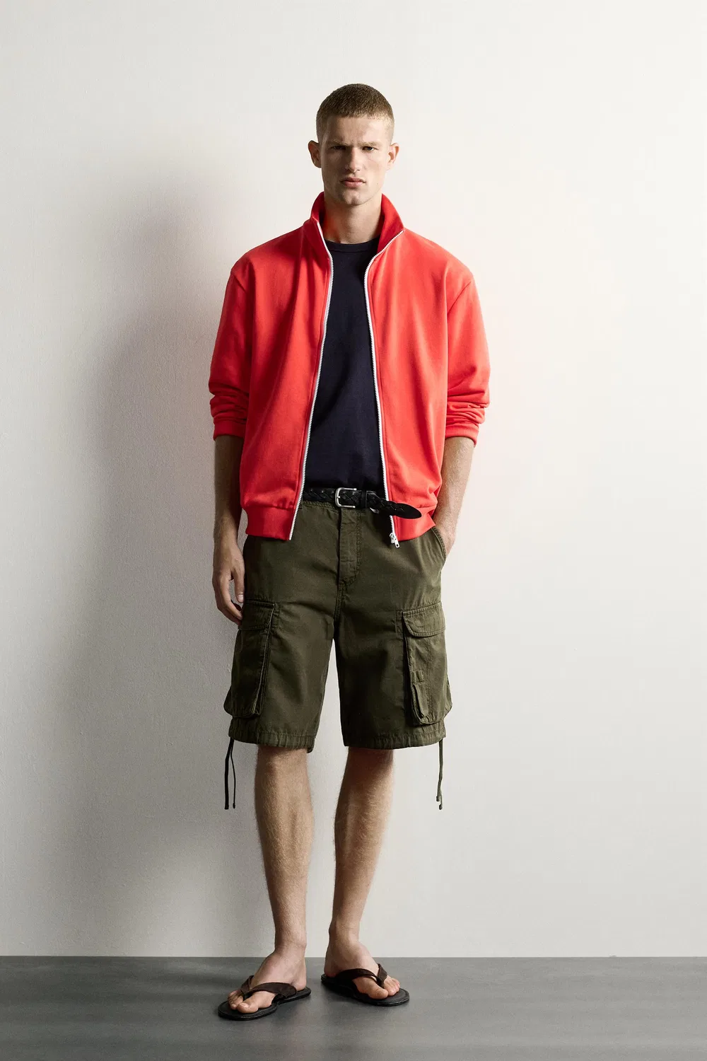 Толстовка свободного кроя с контрастной застежкой-молнией ZARA, Red/Orange
