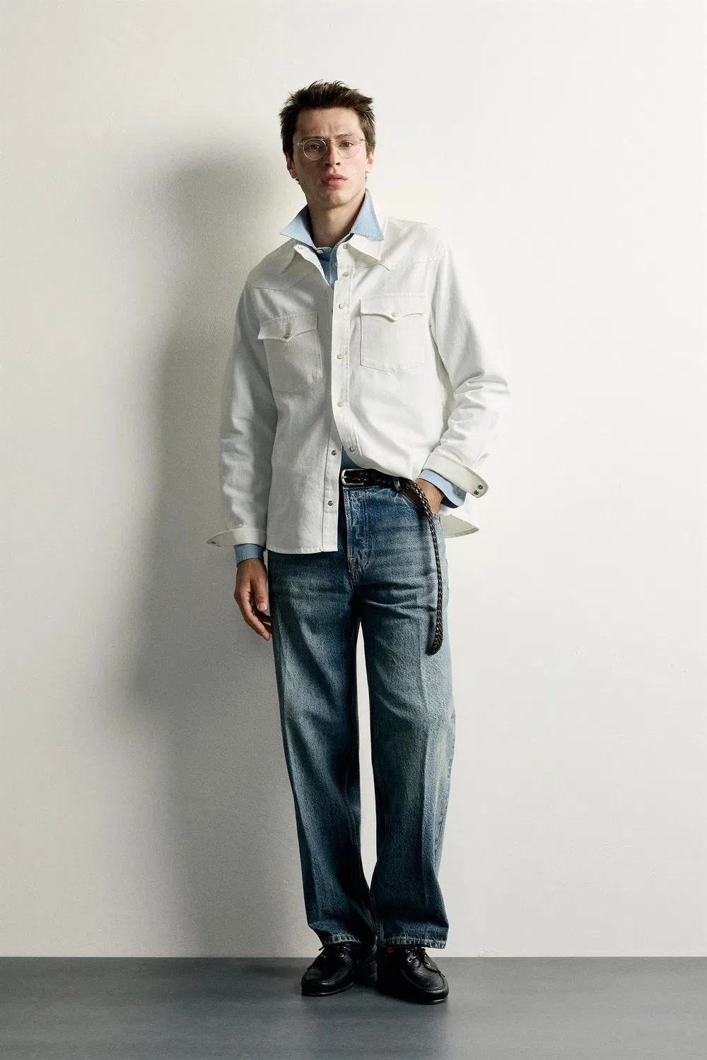 Рубашка в стиле вестерн из хлопка и лиоцелла, стандартного кроя. ZARA, White