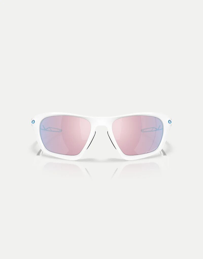 

Солнцезащитные очки Oakley Lateralis прямоугольной формы с синими зеркальными линзами матово-белого цвета