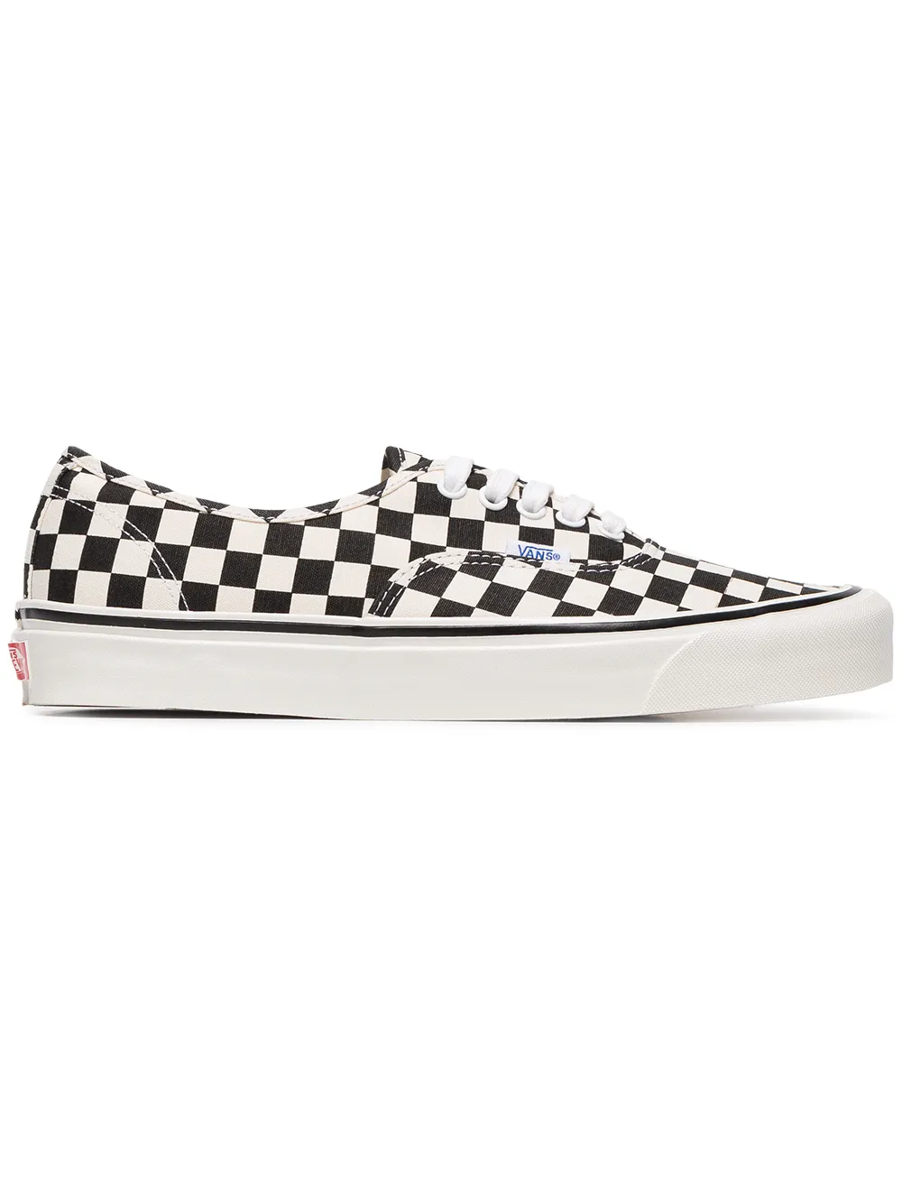 

Классические кроссовки на шнуровке Vans, черный