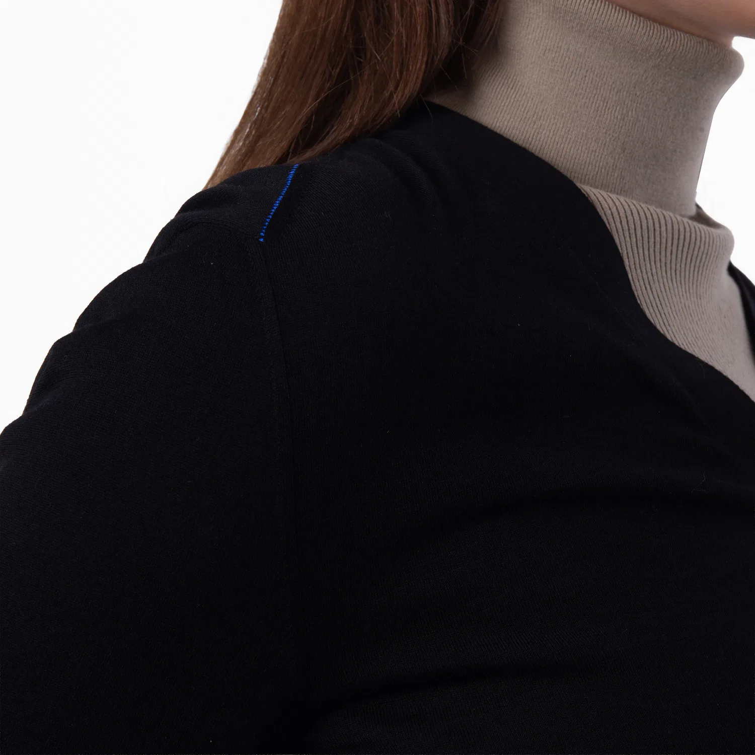 Кардиган женский шерстяной с V-образным вырезом V-Neck Wool Knit Cardigan Burberry, Black — фото 2