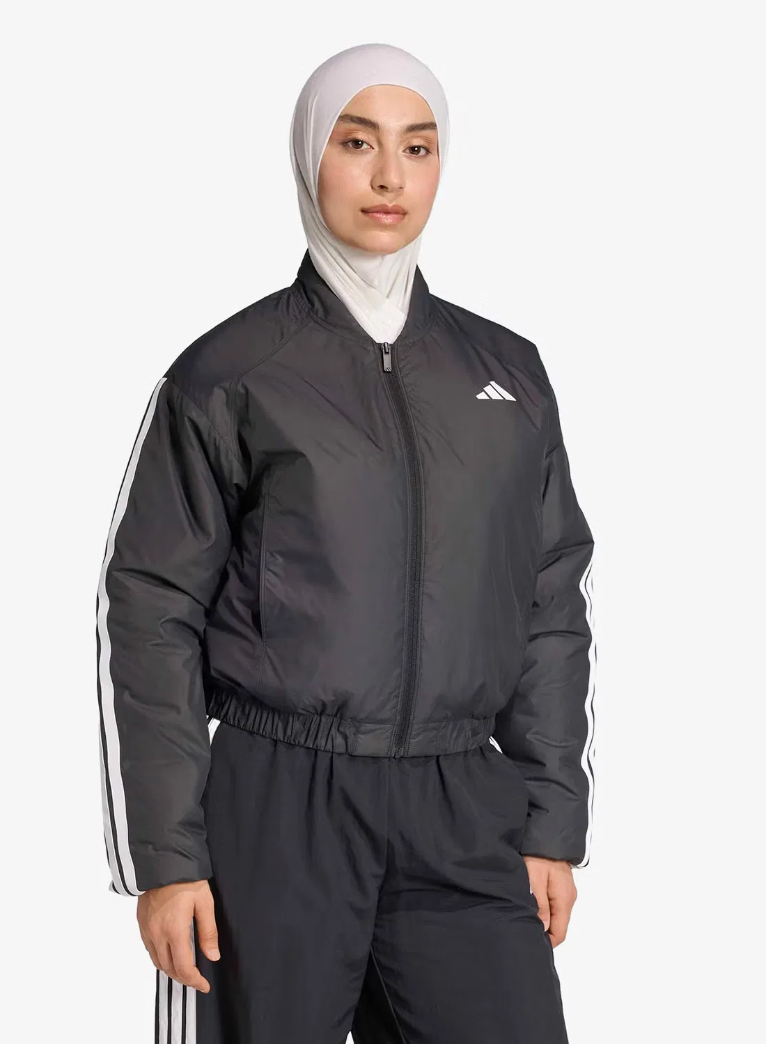 Куртка-бомбер утепленная с технологией Climawarm 3-Stripes essential insulated Adidas, черный
