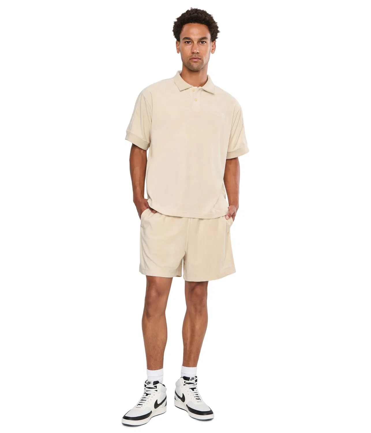 Поло из махрового трикотажа Club Terry Polo NCC Nike, Light Khaki/Deep Royal Blue/Tough Red/Deep Royal Blue — фото 2