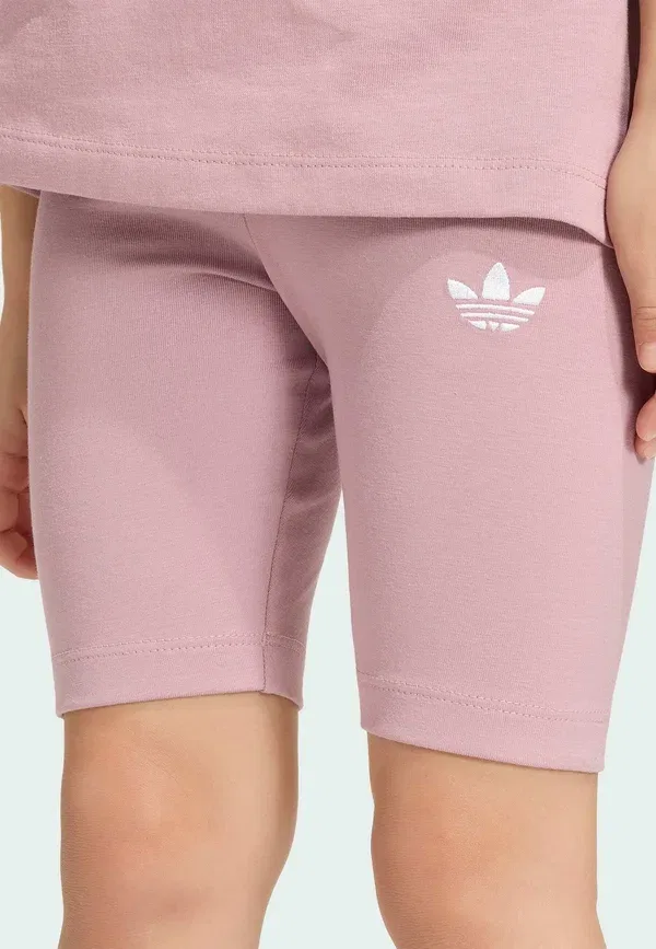 Комплект из велосипедных шорт и футболки - шорты Adidas Originals, сиреневый — фото 4