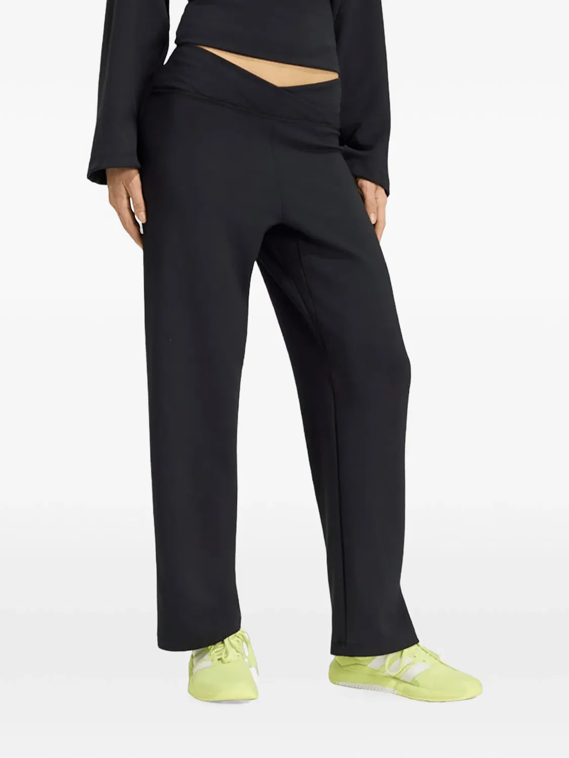 Брюки Motion Essentials Adidas, черный