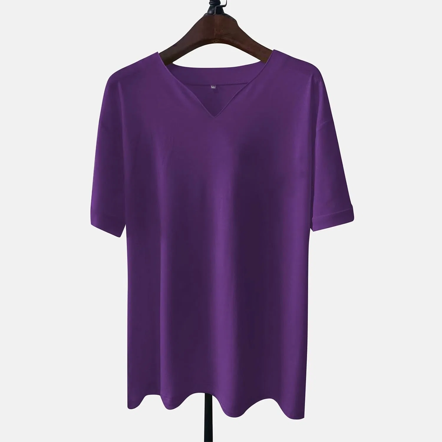 Мужская футболка с V-образным вырезом, Dark Purple — фото 2