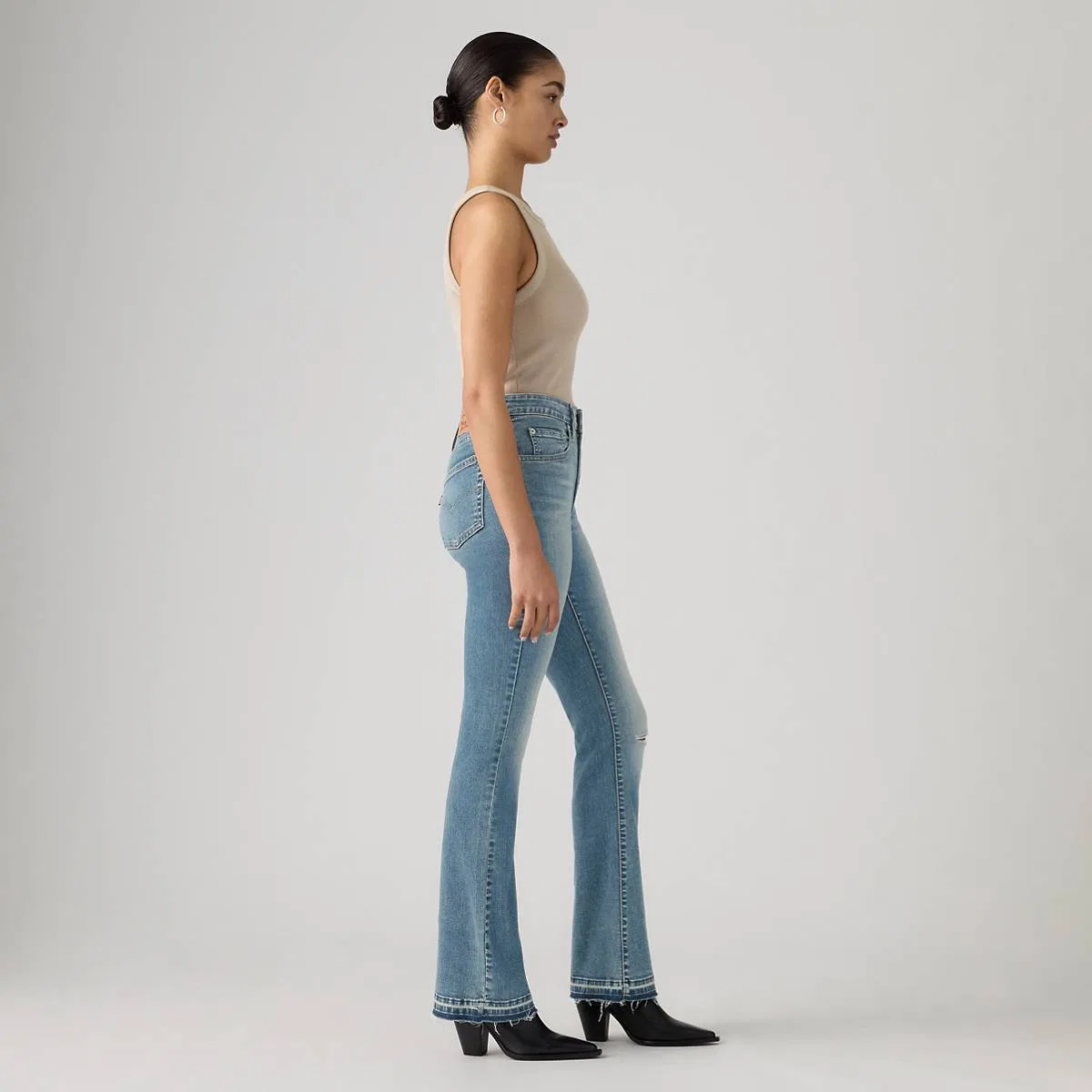 джинсы 725 с высокой посадкой и расклешенными штанинами для женщин Levi's, Some More - Medium Wash — фото 4