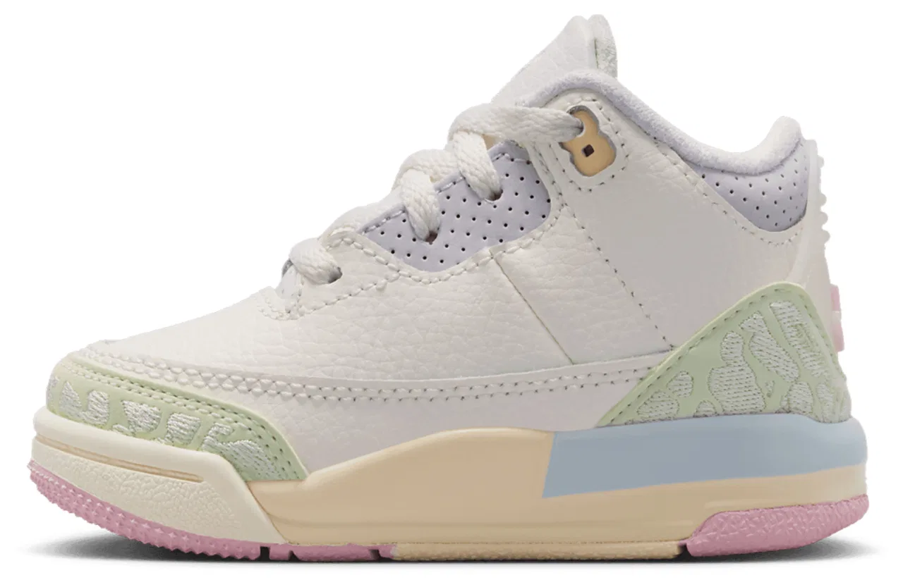 Кроссовки для мальчиков Retro 3 Jordan, белый/розовый/зеленый — фото 2