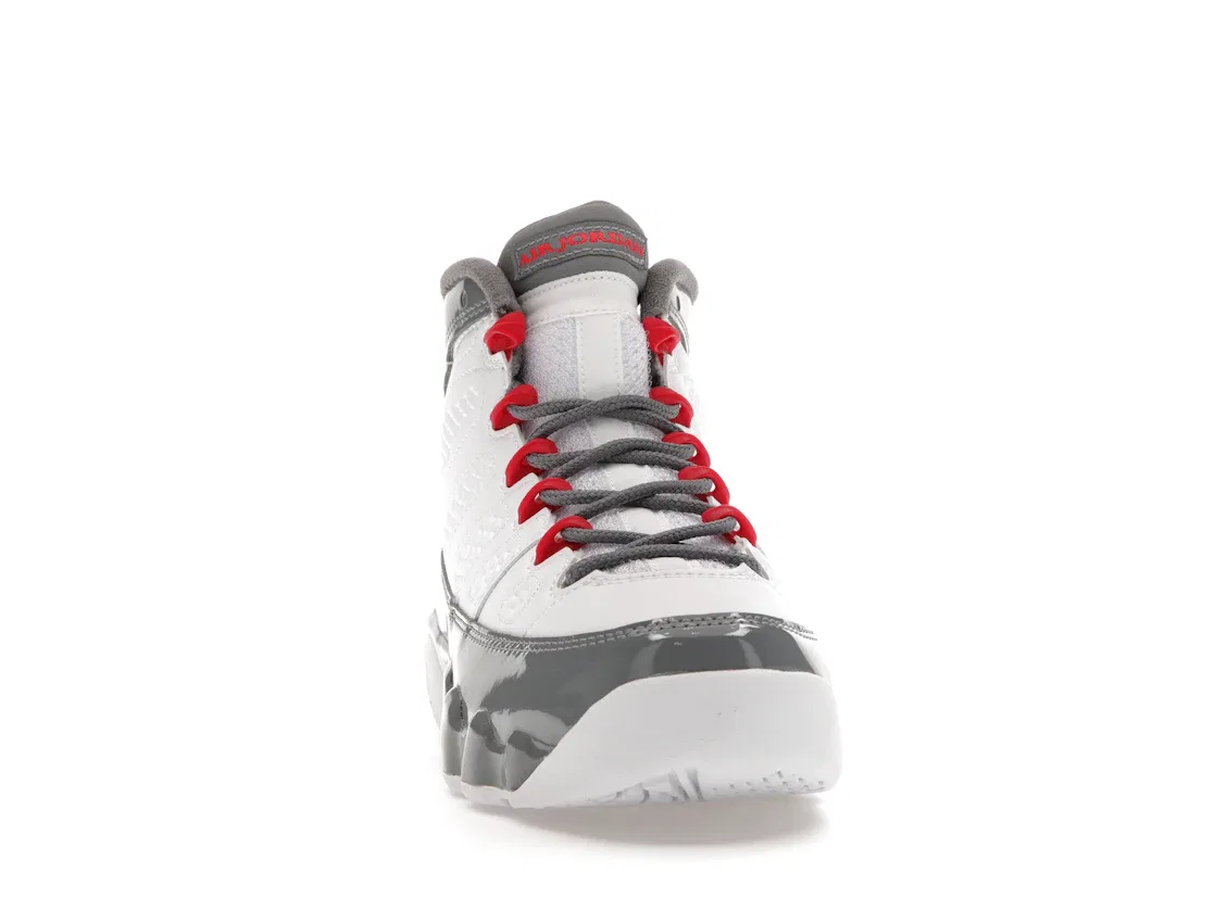 Детские кроссовки Lifestyle с кожаным верхом Jordan 9 Retro, White/Fire Red/Grey — фото 2