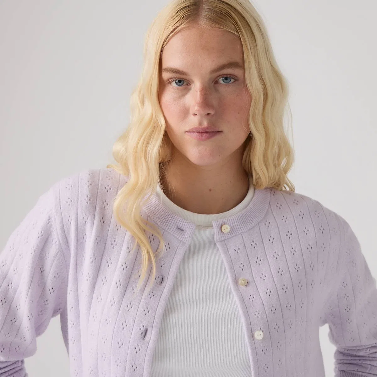 Очень мягкий ажурный кардиган с круглым вырезом Levi's, Lavender Blue - Blue — фото 2