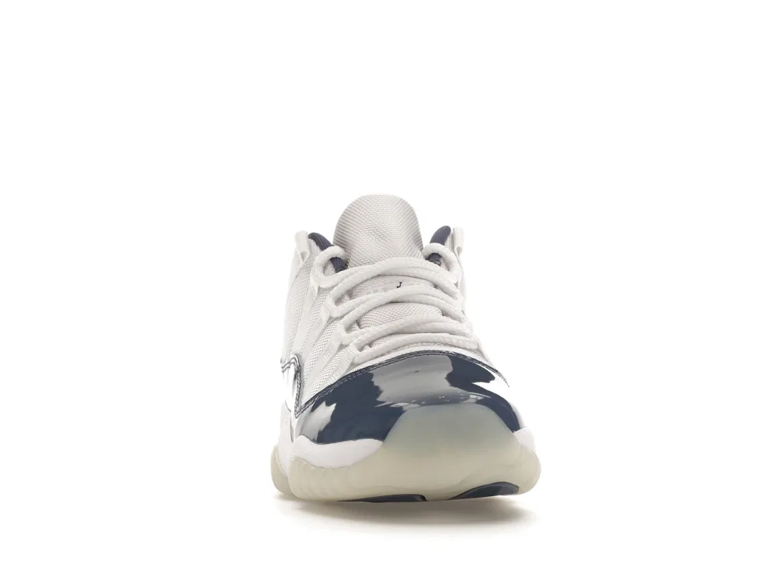 Детские кроссовки Lifestyle с низким верхом Jordan 11 Retro Low, White/Midnight Navy/Diffused Blue/Football Grey — фото 2
