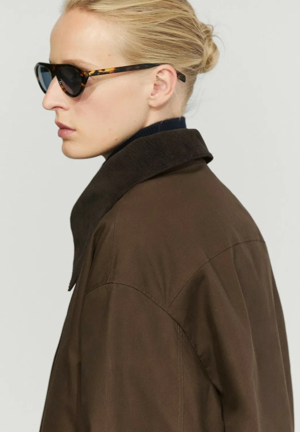 Вощеная вельветовая куртка с высоким воротником - легкая куртка Massimo Dutti, Khaki — фото 3