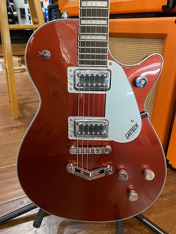 

Gretsch G5220 Electromatic Jet BT с V-Stoptail Firestick Red #CYG21052482 (7 фунтов, 10,8 унций) G5220 Electromatic Jet BT with V-Stoptail