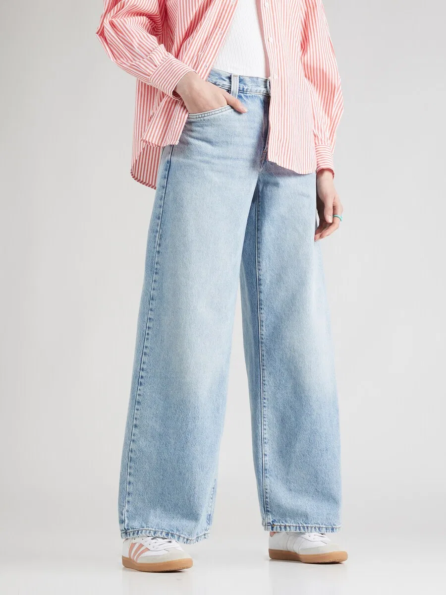 Джинсы LEVI'S Baggy Jeans '94 Baggy Wide Leg Jeans' светло-голубого цвета — фото 3