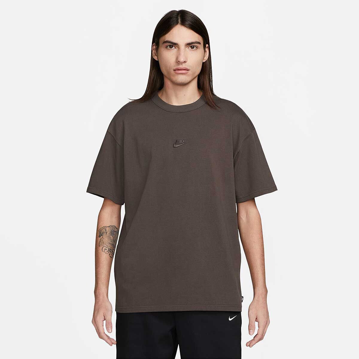 

Футболка NSW PREMIUM ESSENTIAL SUSTAINABLE T-SHIRT Nike, цвет Braun