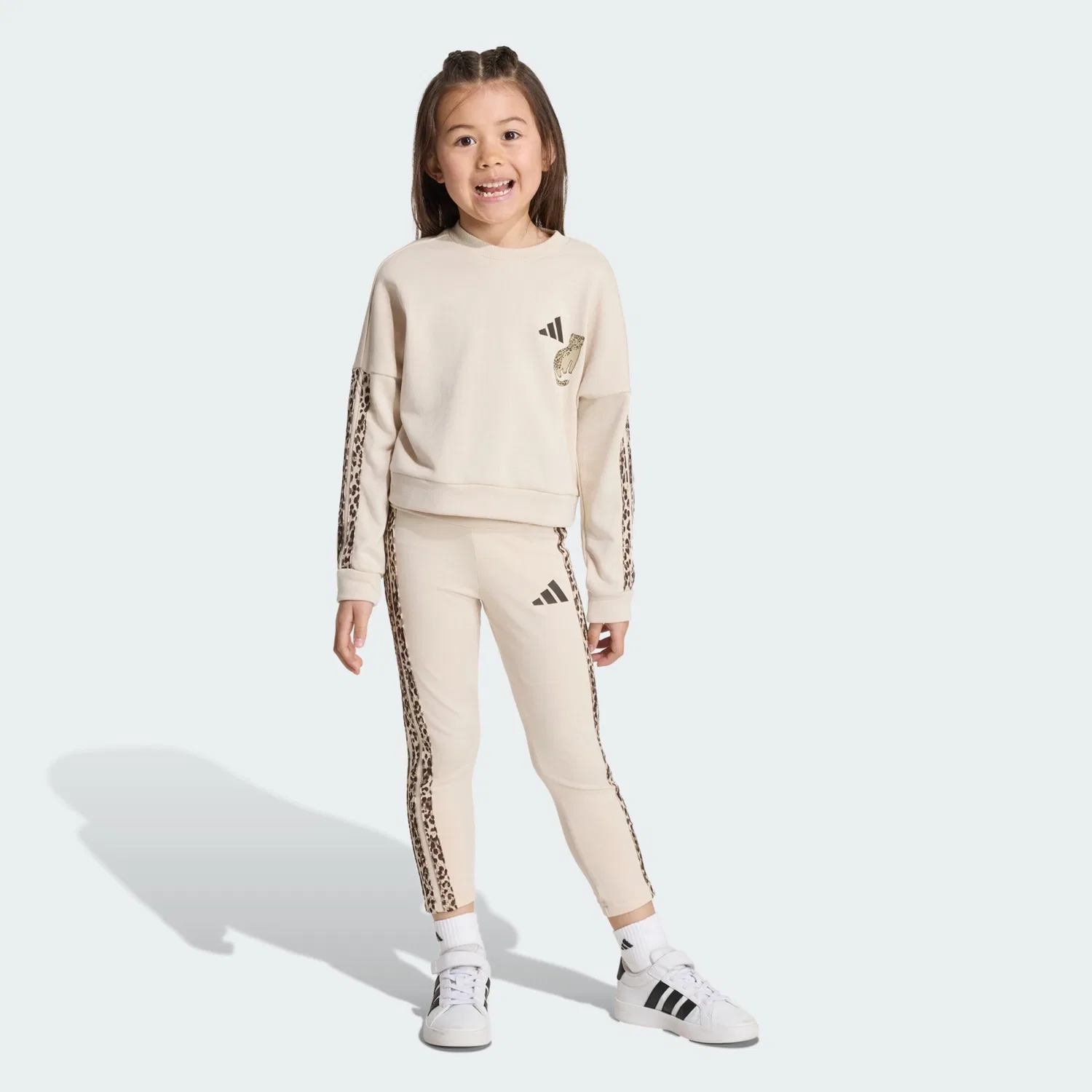 Спортивный костюм Adidas Sportswear в цвете Kitt — фото 2