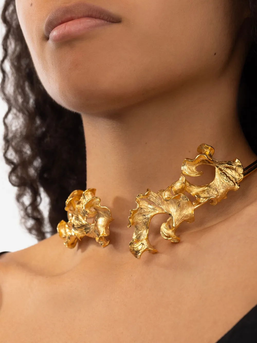 

Ожерелье-чокер Acacia Suma Cruz, золотистый