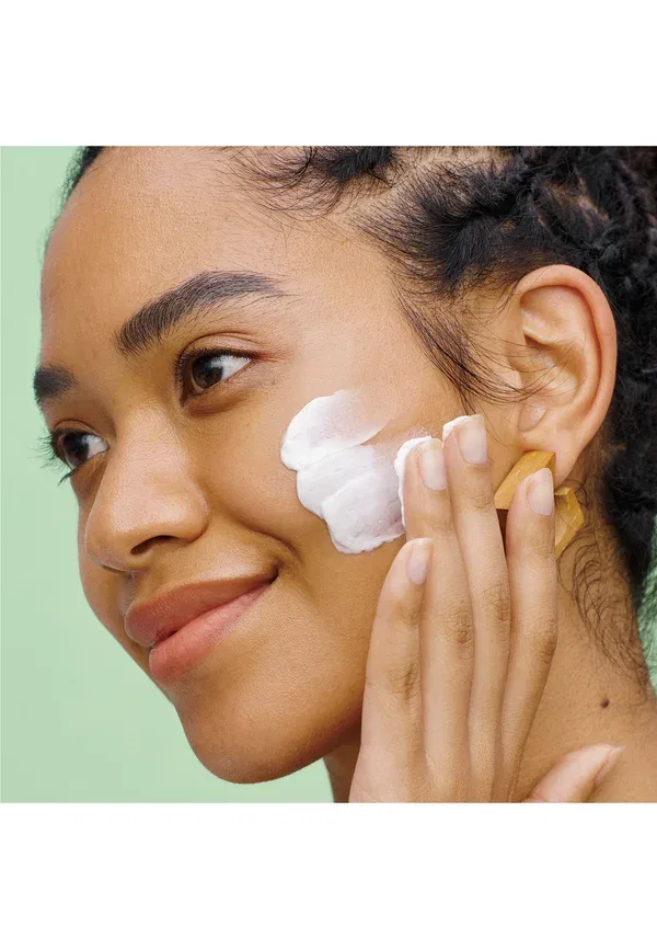 Крем-сыворотка тонирующая масло-контроль Shiseido Waso Shikulime, 50 мл — фото 3