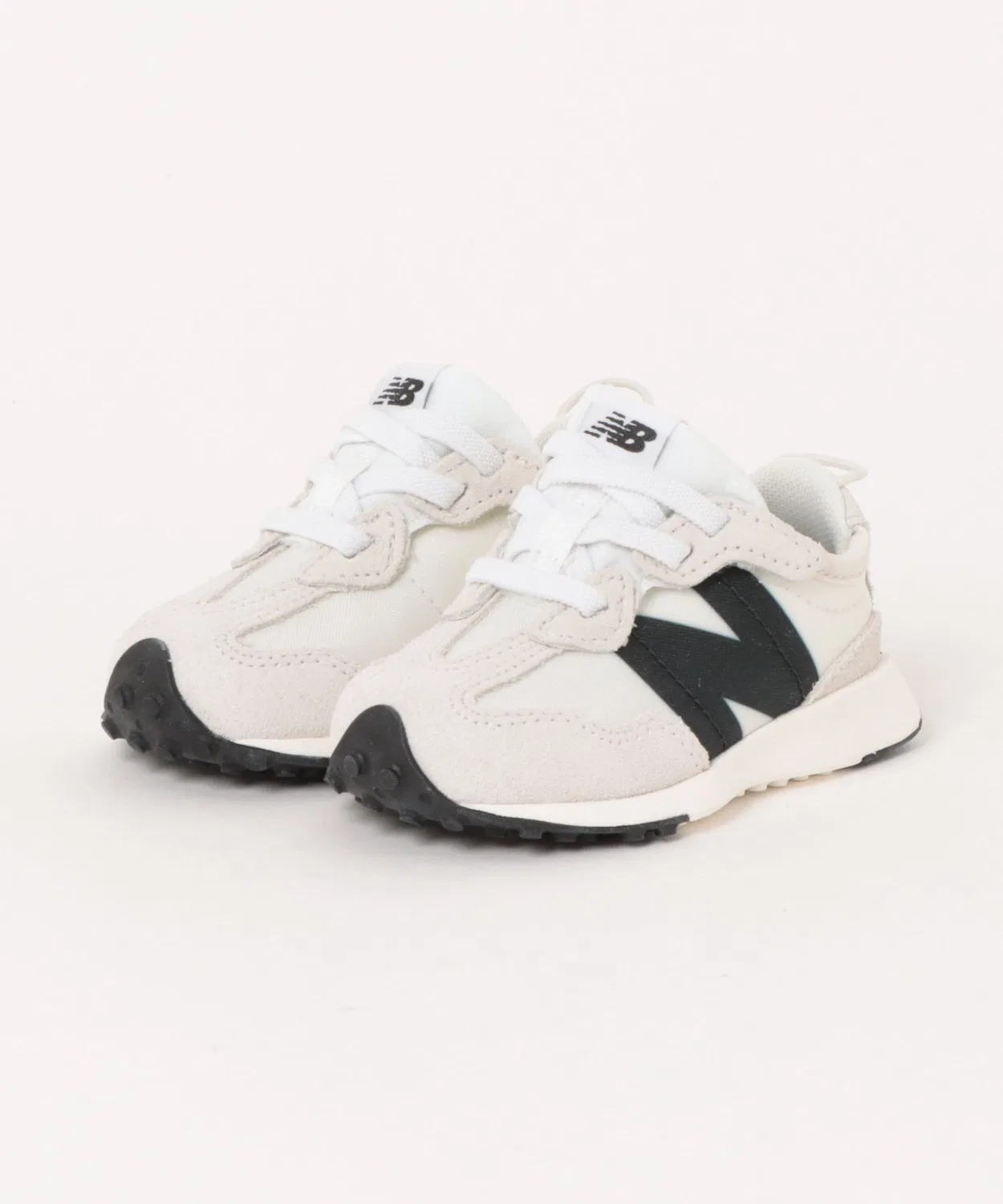 Детские кроссовки с широкой колодкой и липучками New Balance NEW-B 327, White/Black