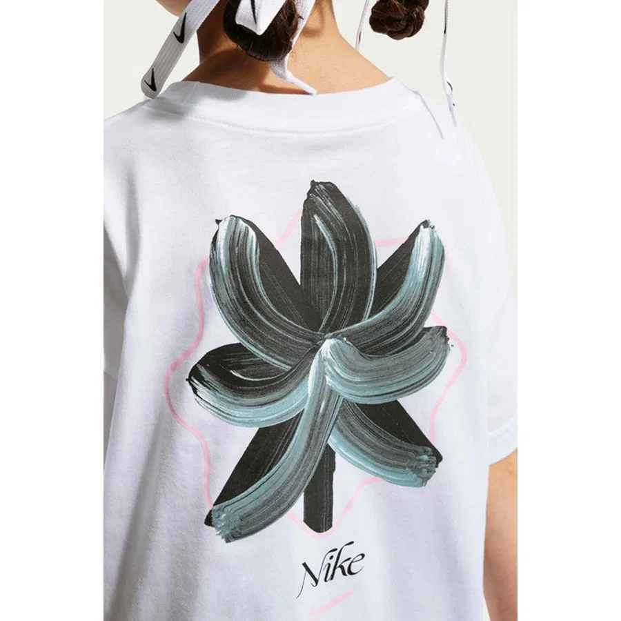 Футболка Nike Sportswear Boxy Flower с коротким рукавом, Черный — фото 2