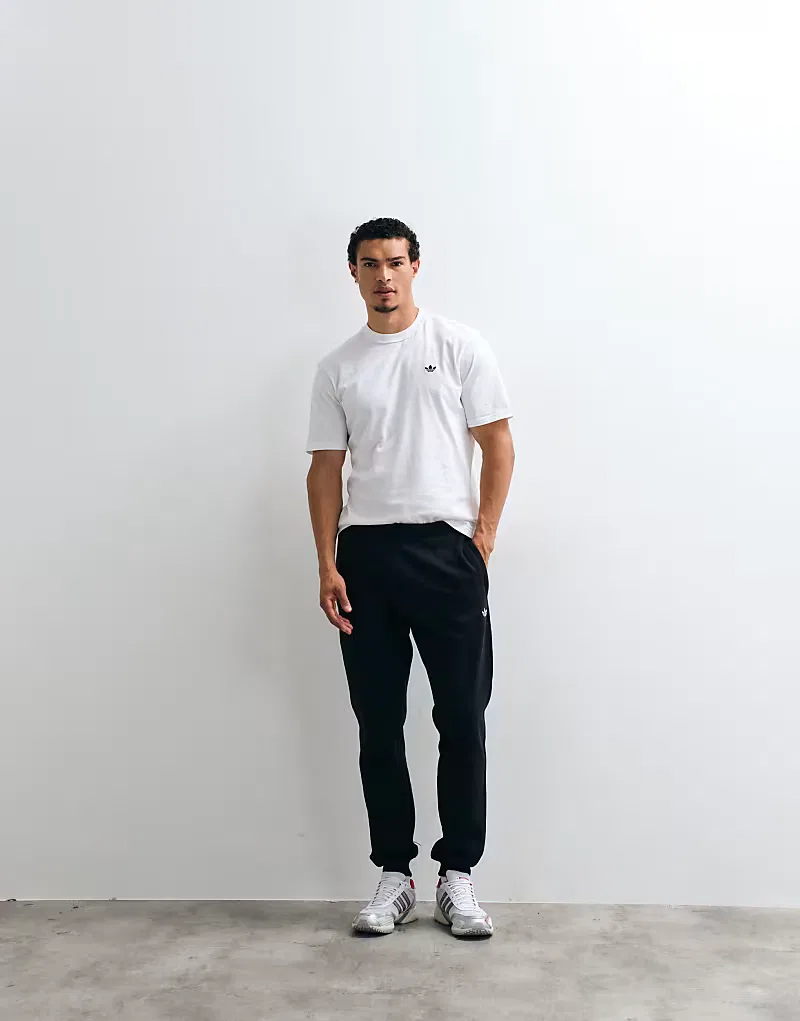 Спортивные брюки Adidas Originals Essential с манжетами, черный — фото 2