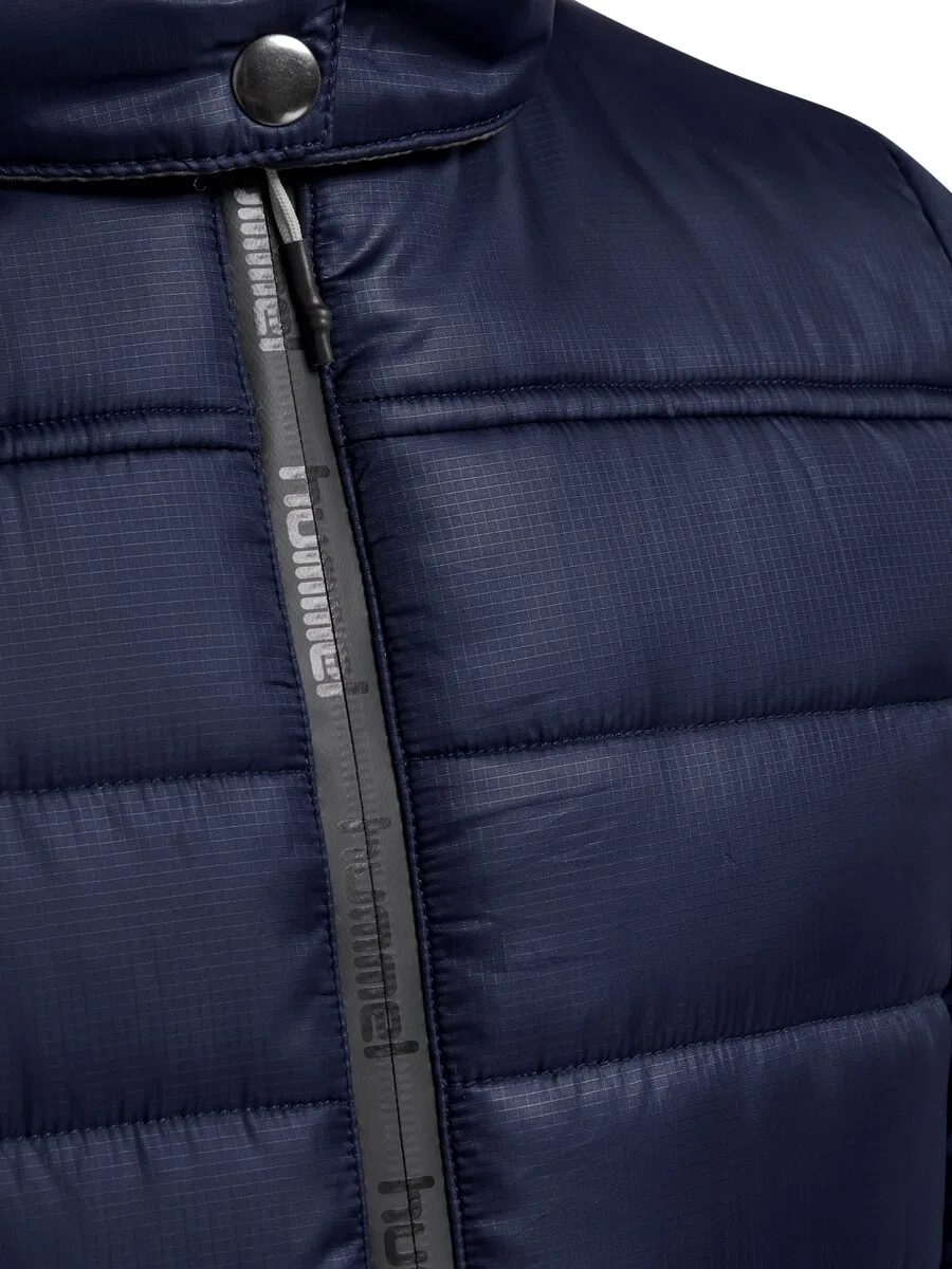 Куртка Hummel Between-Season Jacket 'North' темно-синего цвета — фото 4