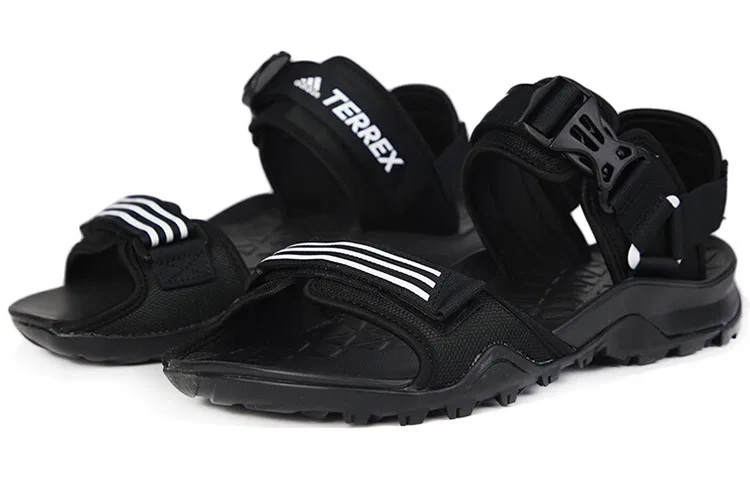 Детские сандалии для активного отдыха с закрытым носком Terrex Cyprex Ultra 2 Dlx Adidas, Black White — фото 3