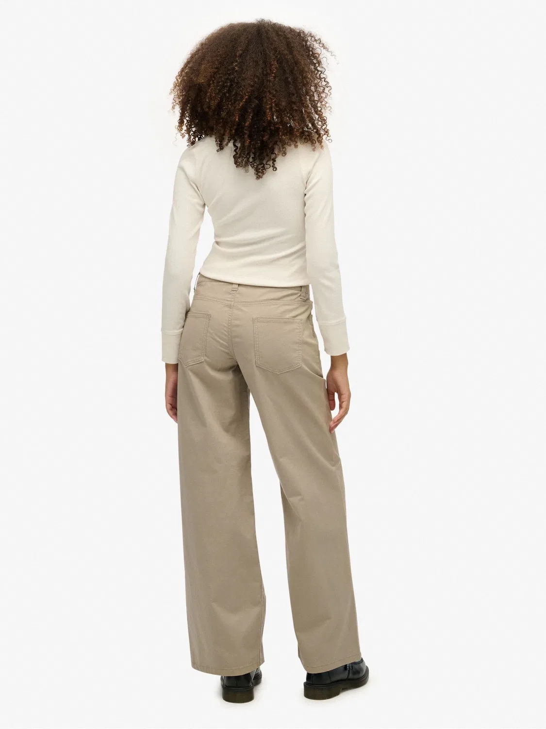 Брюки чинос свободные Superdry Natural — фото 3