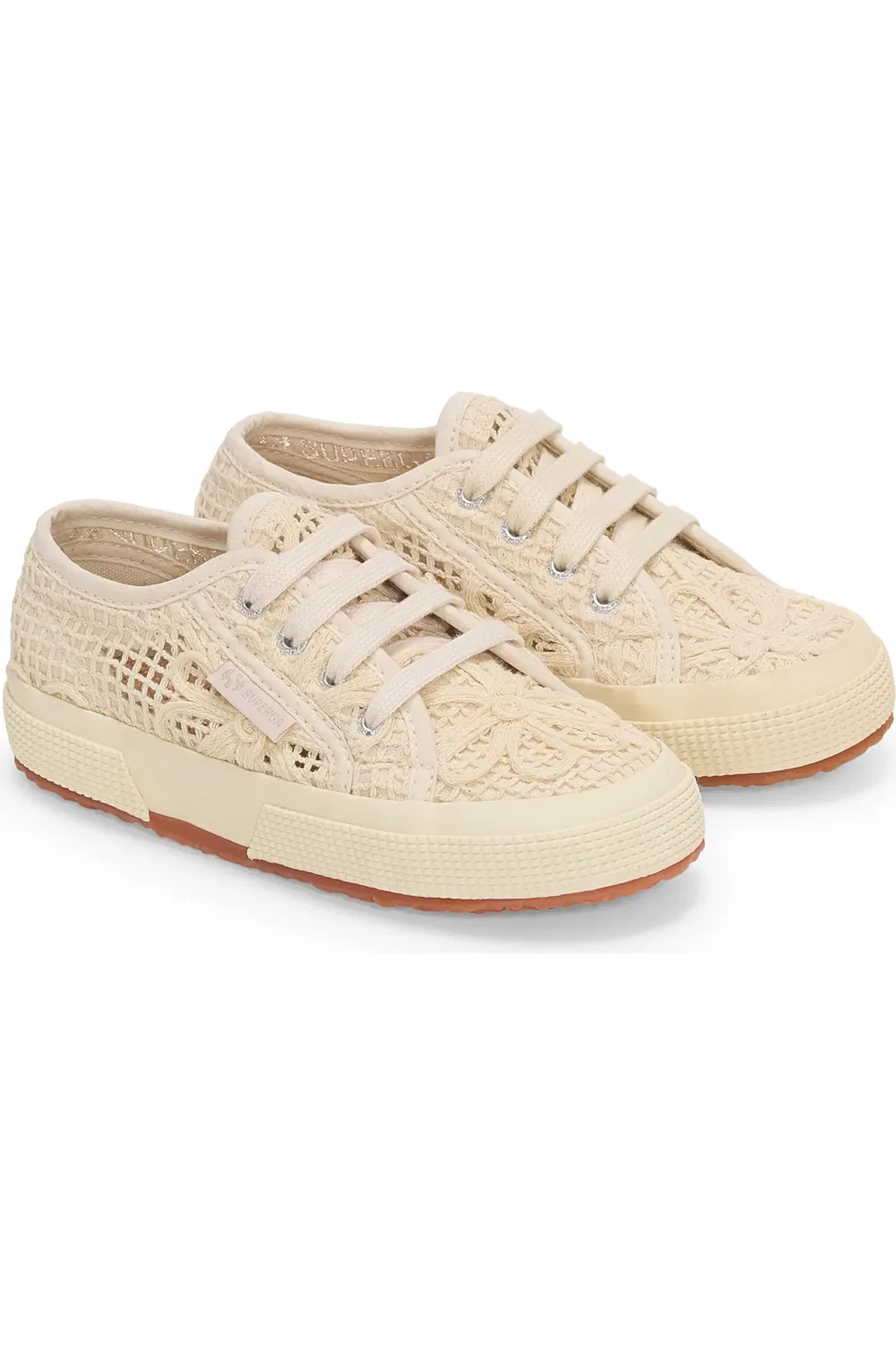 Кроссовки детские на шнуровке с цветочным кружевом 2750 Superga, Beige Raw-Off White — фото 2