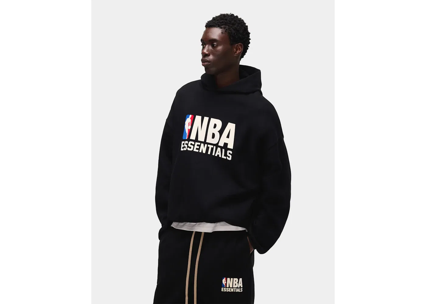 Мужская худи с длинным рукавом Fear of God Essentials NBA Hoodie, Black — фото 3