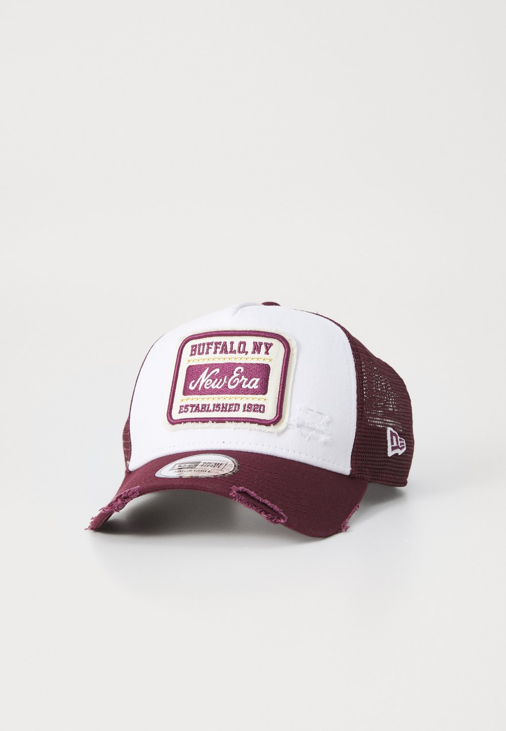 

Бейсболка PATCH DISTRESSED TRUCKER UNISEX New Era, темно-красный