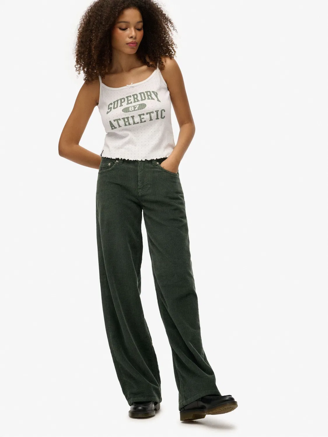 Брюки прямого кроя Superdry Mid Rise Baggy Jumbo Cord, зеленые — фото 4