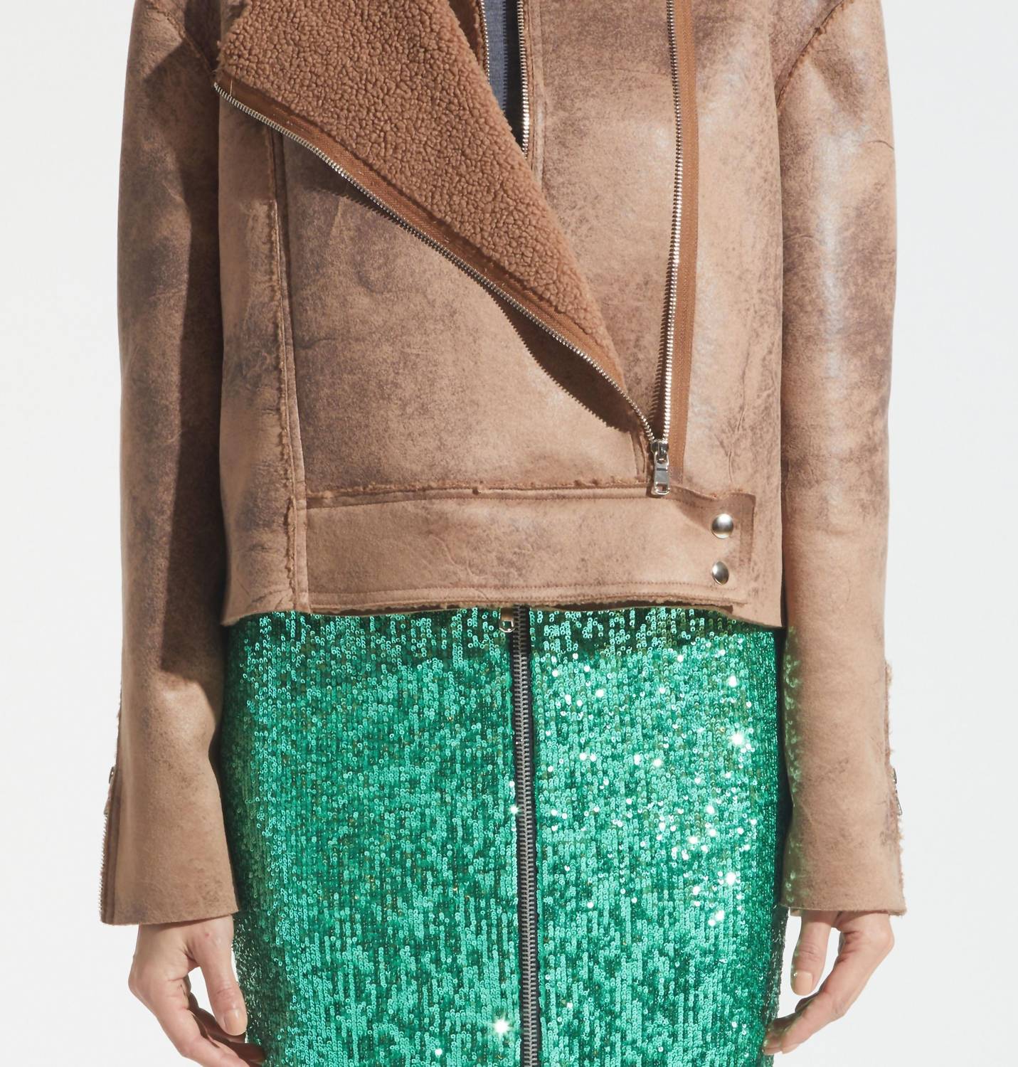 

Куртка Phoebe Faux Sherpa цвета Camel Saint Art