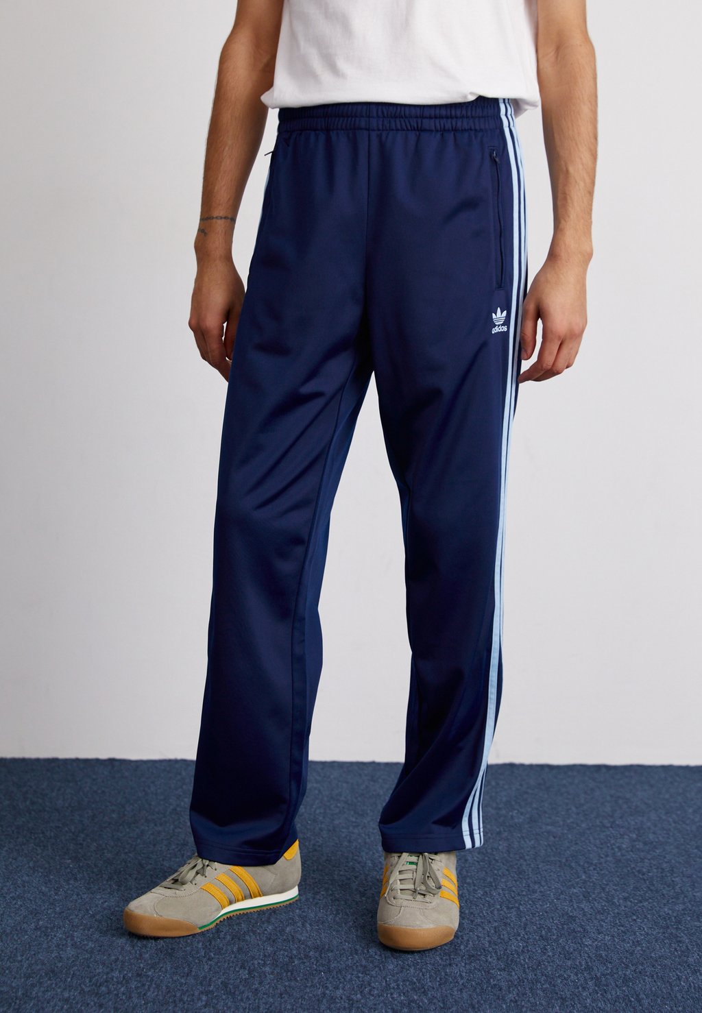 

Спортивные штаны FIREBIRD Adidas Originals, светло-голубой