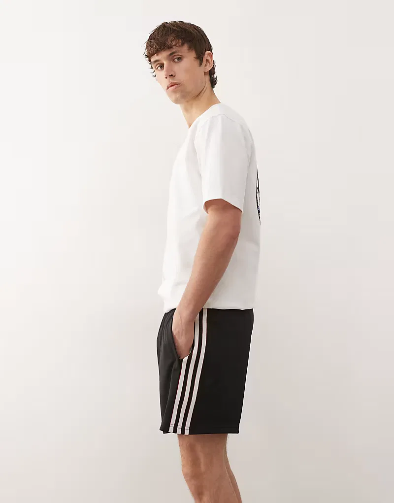 Футбольные шорты Adidas Manchester United x Stone Roses, черный — фото 3