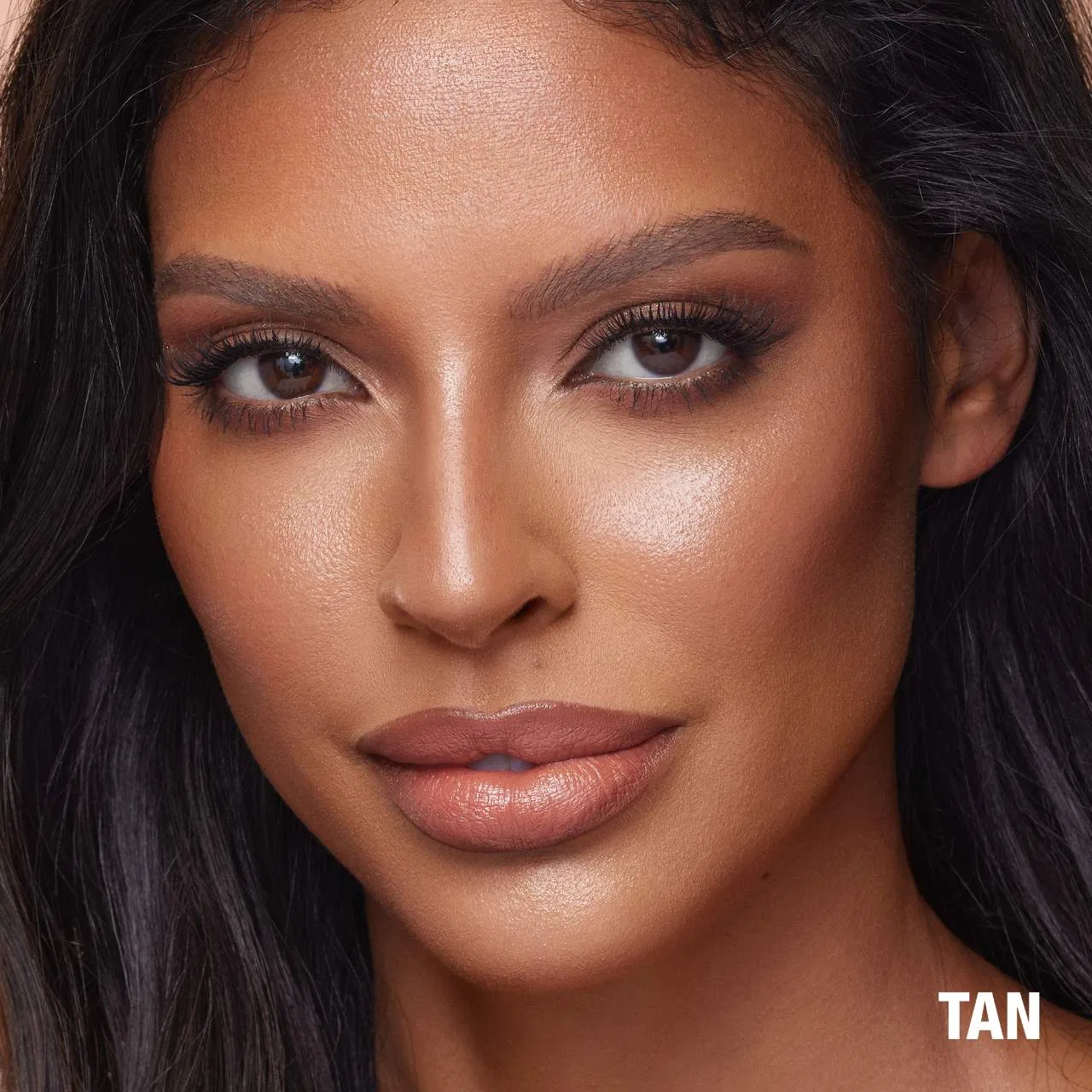 Контурная палочка 12 мл с эффектом скульптурирования Charlotte Tilbury, Tan — фото 3