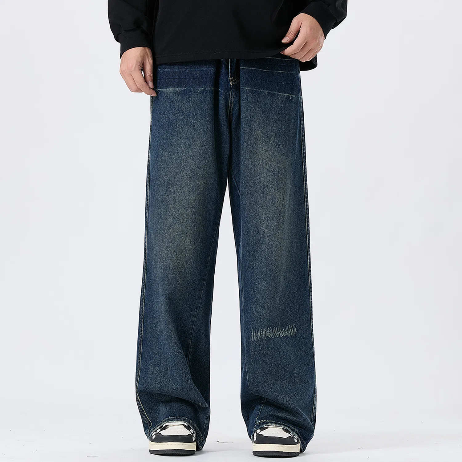 Детские джинсы свободного кроя с потертостями Red bean, Dark Blue — фото 4