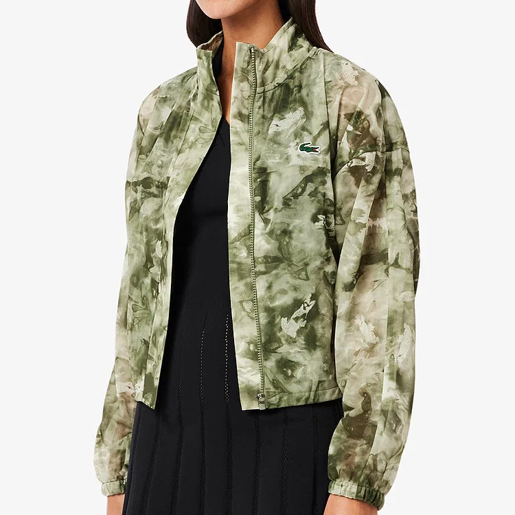 Женская куртка с камуфляжным принтом и воротником-стойкой LACOSTE, I32/Green Camouflage Print — фото 4