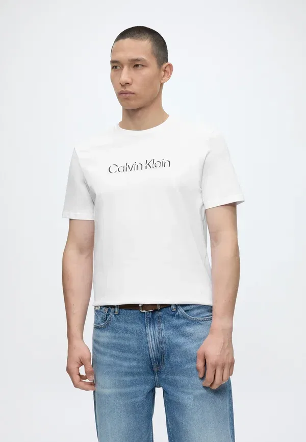 Футболка унисекс с принтом Calvin Klein, белый — фото 4