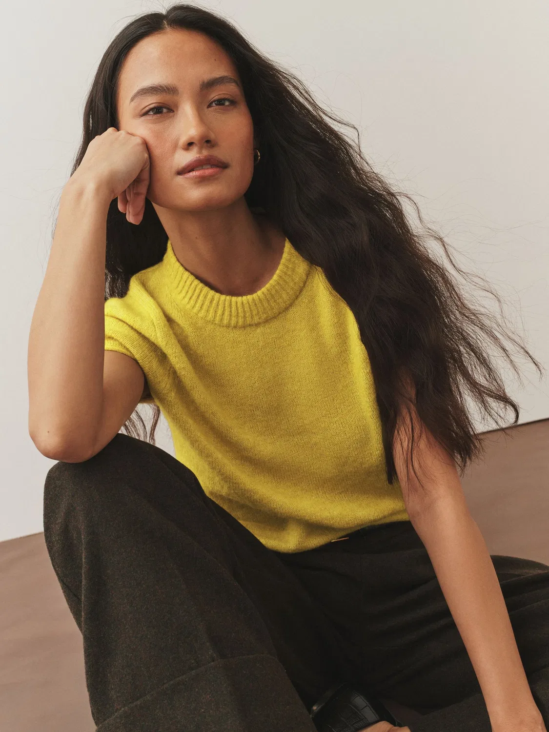 Футболка полупрозрачная вязаная Citrine Yellow Next, желтая